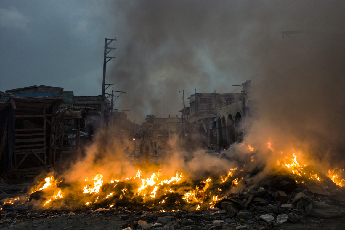En bas la ville_final-44